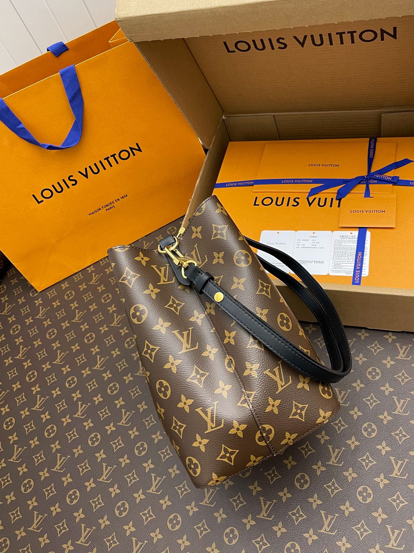 LV Bucket Bags